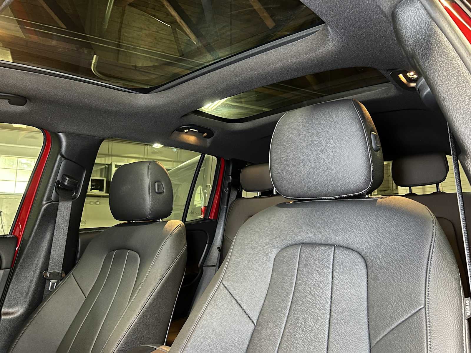 2025 Mercedes-Benz GLB 250 4MATIC® SUV