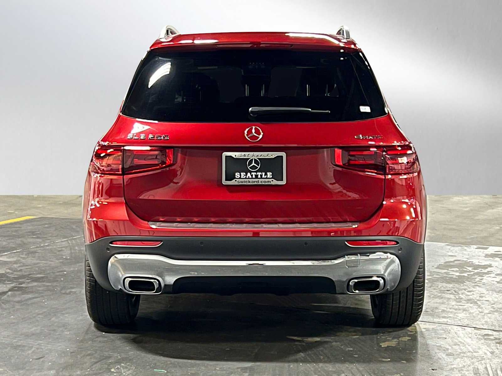 2025 Mercedes-Benz GLB 250 4MATIC® SUV