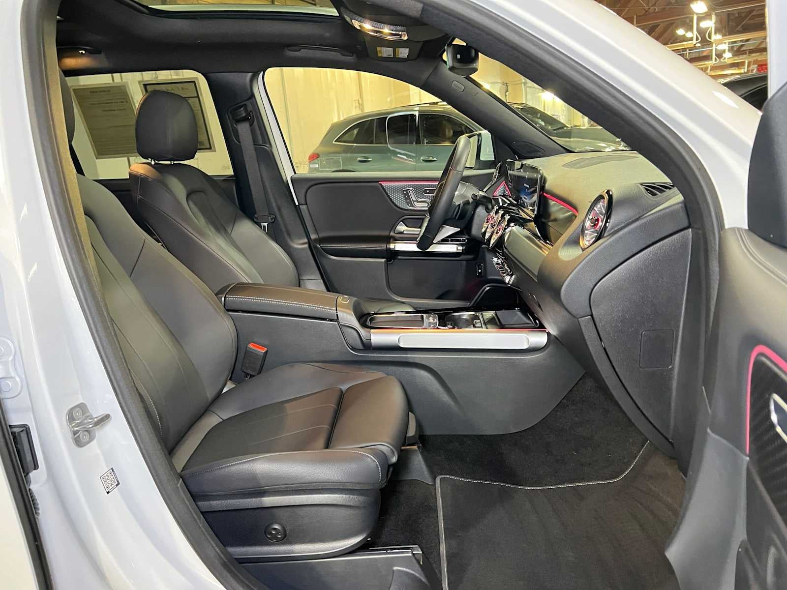 2026 Mercedes-Benz GLB 250 4MATIC® SUV
