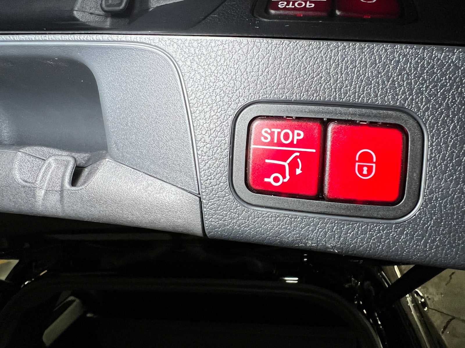 2025 Mercedes-Benz GLB GLB 250