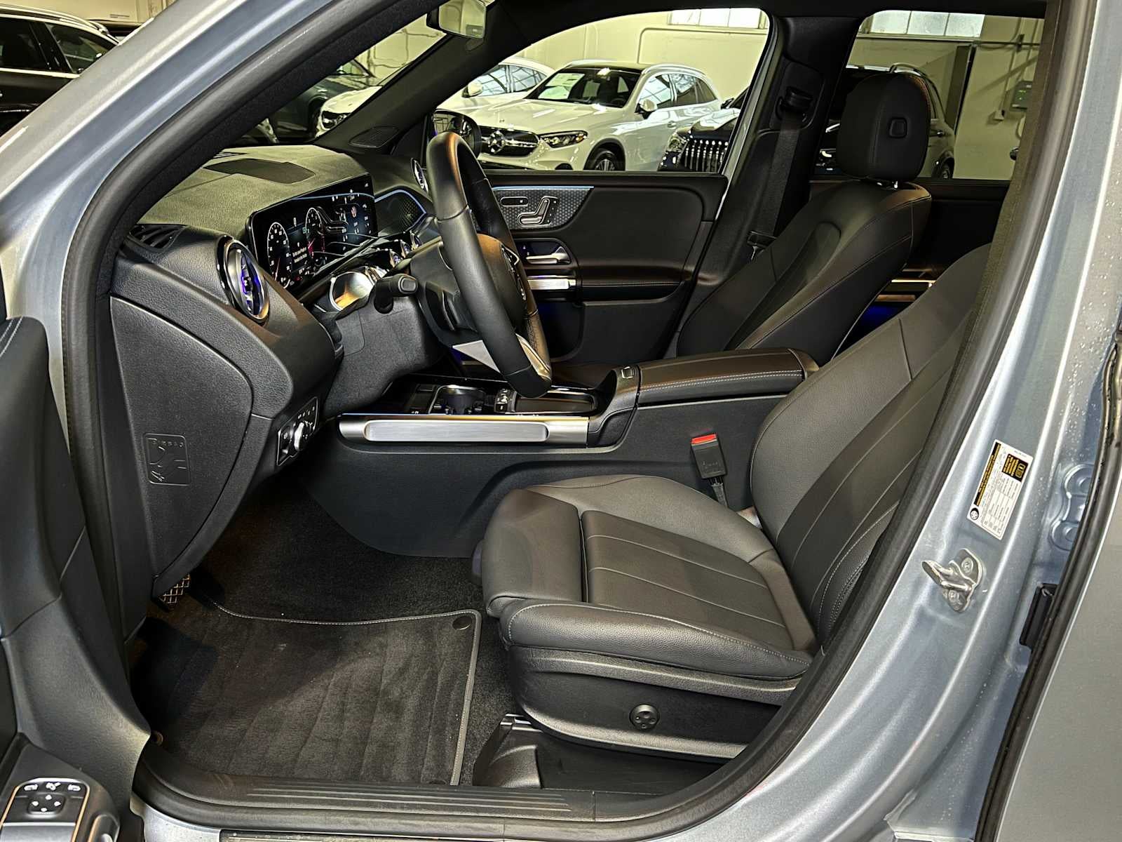 2025 Mercedes-Benz GLB 250 4MATIC® SUV