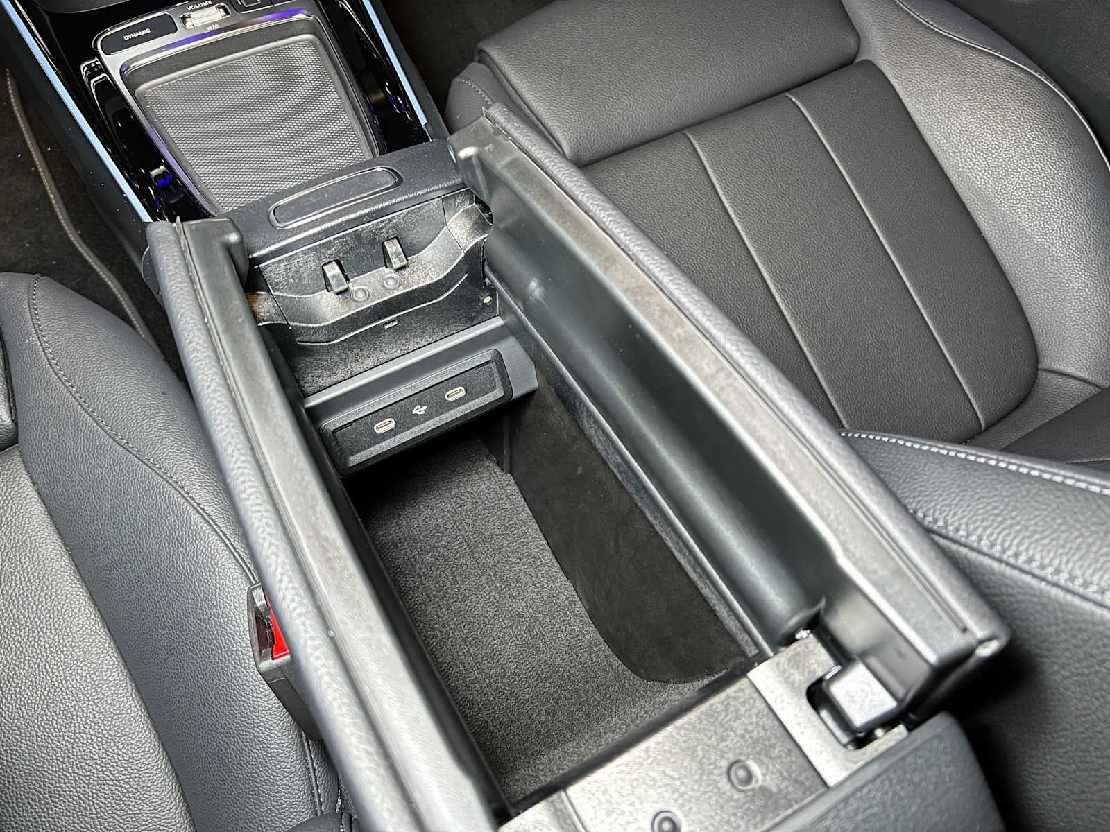 2025 Mercedes-Benz GLB 250 4MATIC® SUV