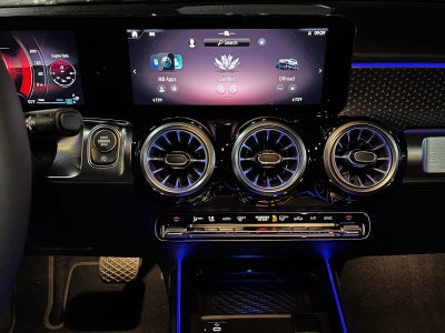 2025 Mercedes-Benz GLB 250 4MATIC® SUV