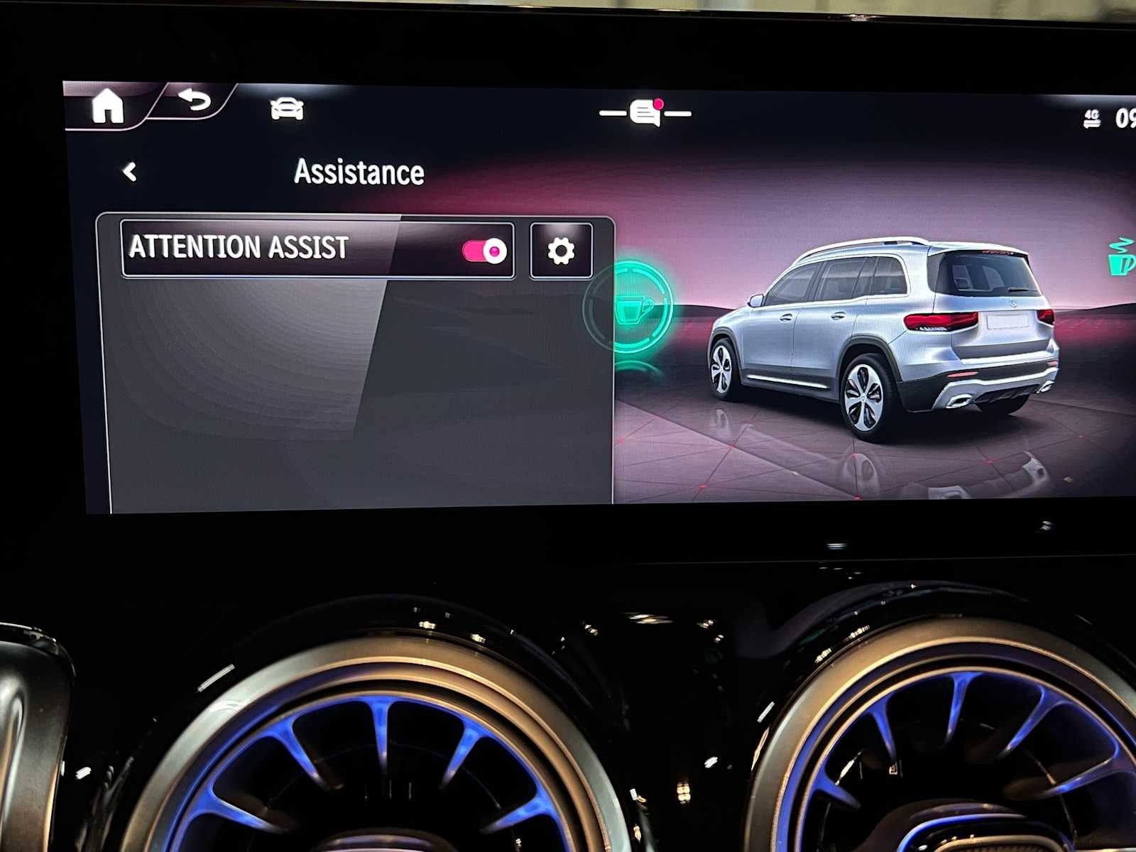 2025 Mercedes-Benz GLB 250 4MATIC® SUV