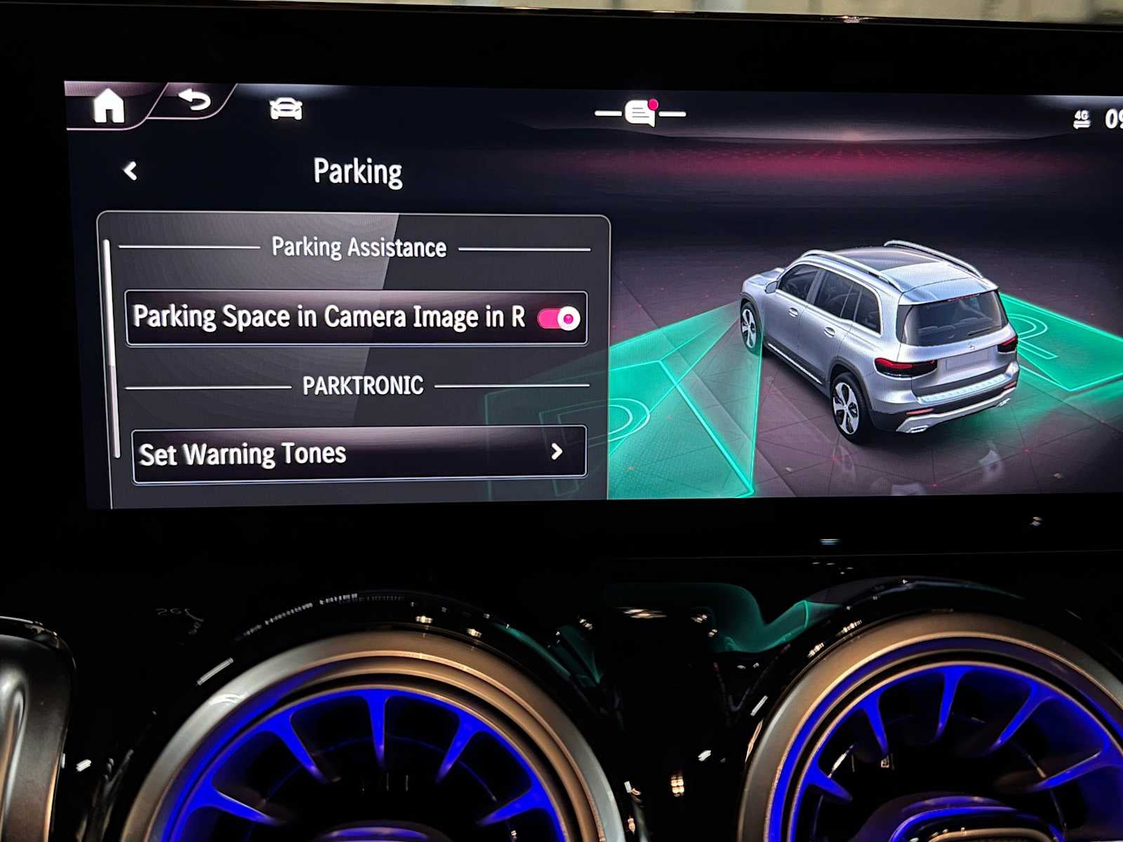 2025 Mercedes-Benz GLB 250 4MATIC® SUV