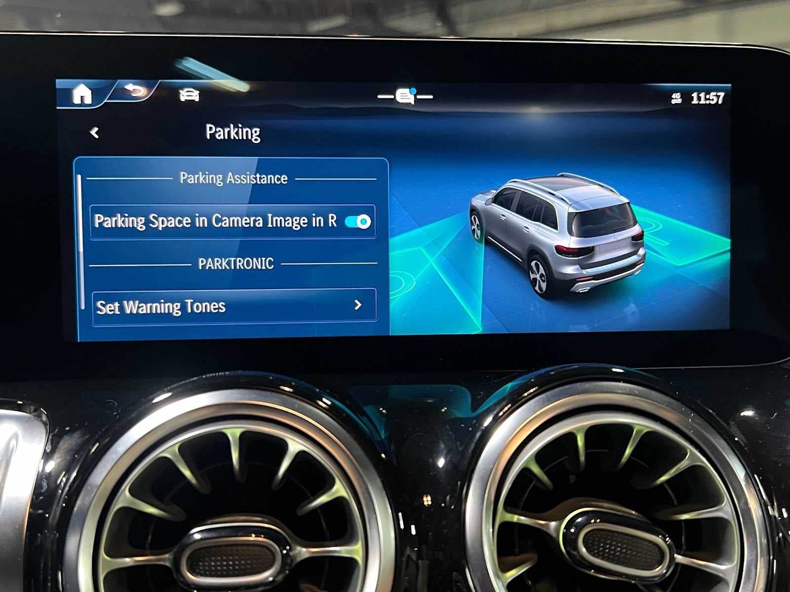 2026 Mercedes-Benz GLB 250 4MATIC® SUV