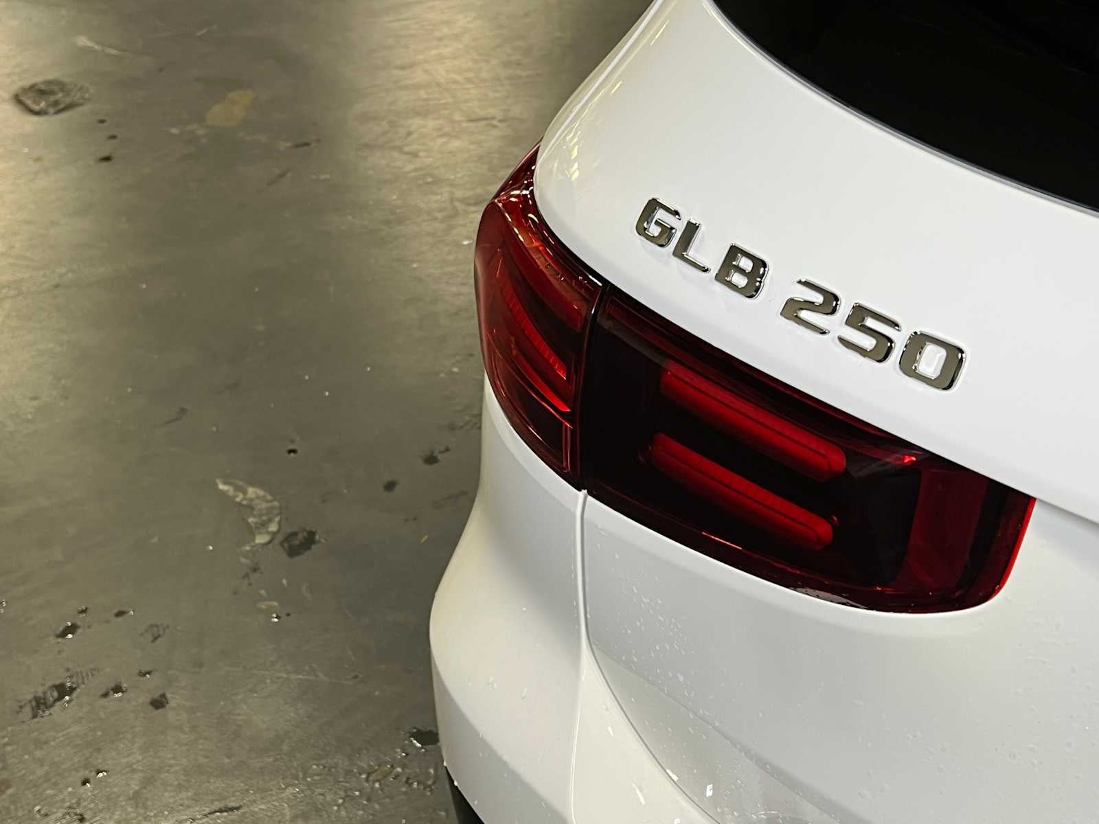 2025 Mercedes-Benz GLB GLB 250