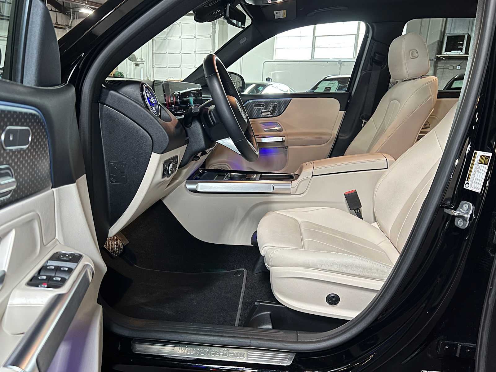 2025 Mercedes-Benz GLB 250 GLB 250