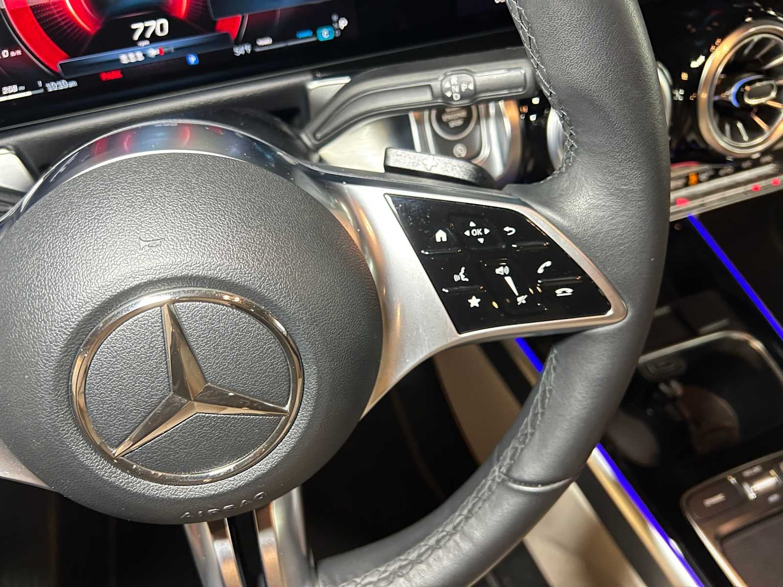 2025 Mercedes-Benz GLB 250 GLB 250