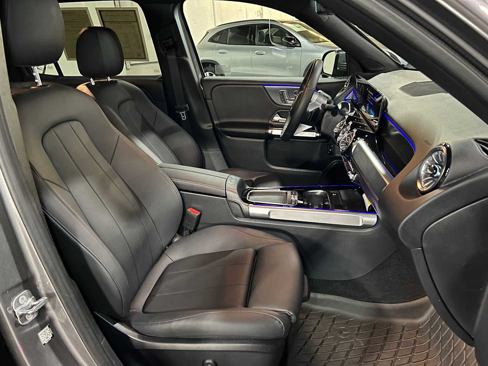 2025 Mercedes-Benz GLB 250 GLB 250