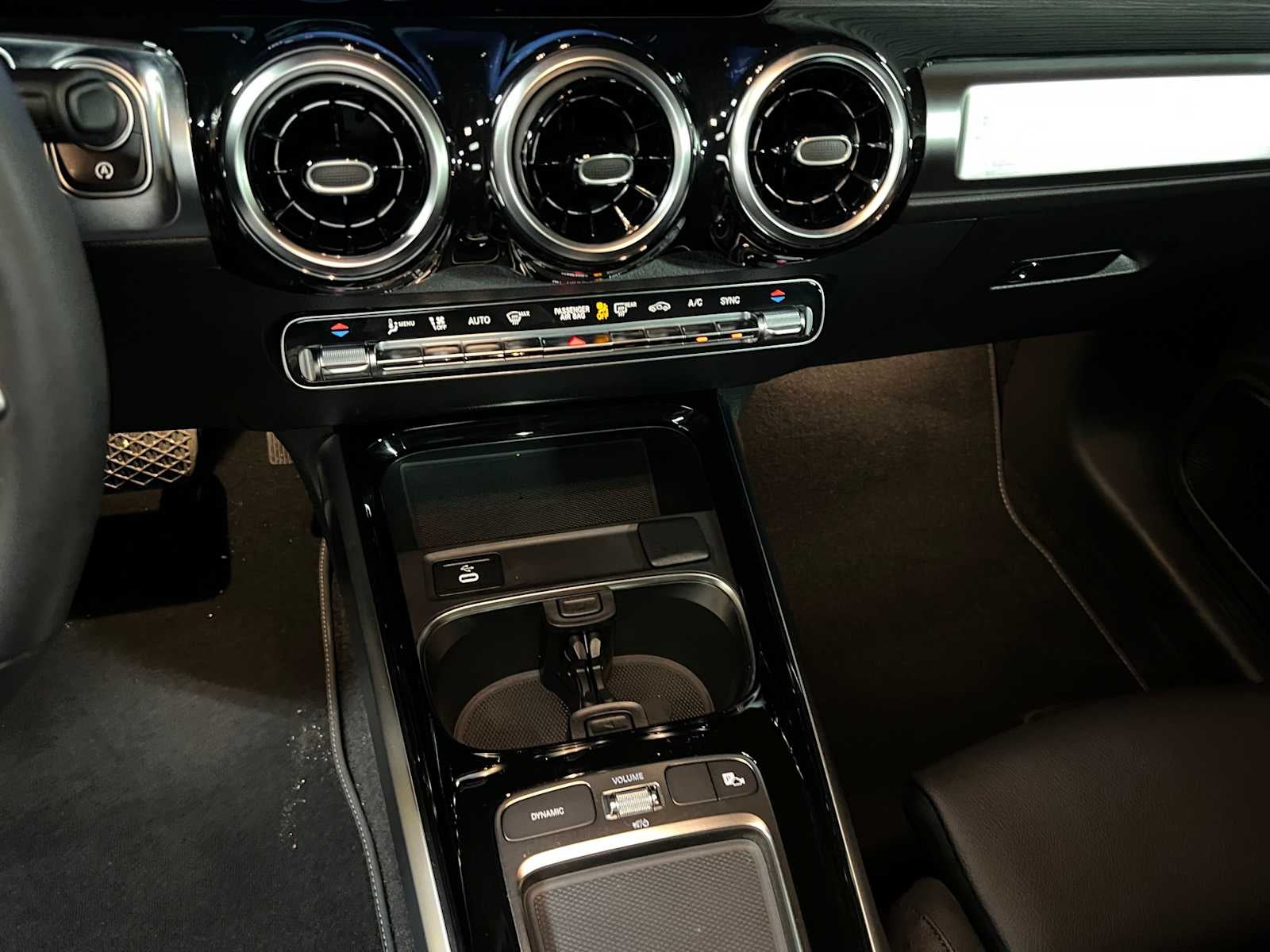 2026 Mercedes-Benz GLB 250 4MATIC® SUV