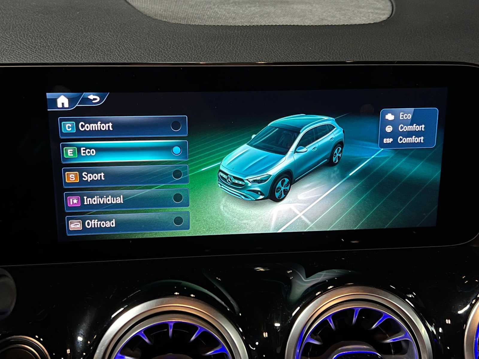 2026 Mercedes-Benz GLA 250 4MATIC® SUV