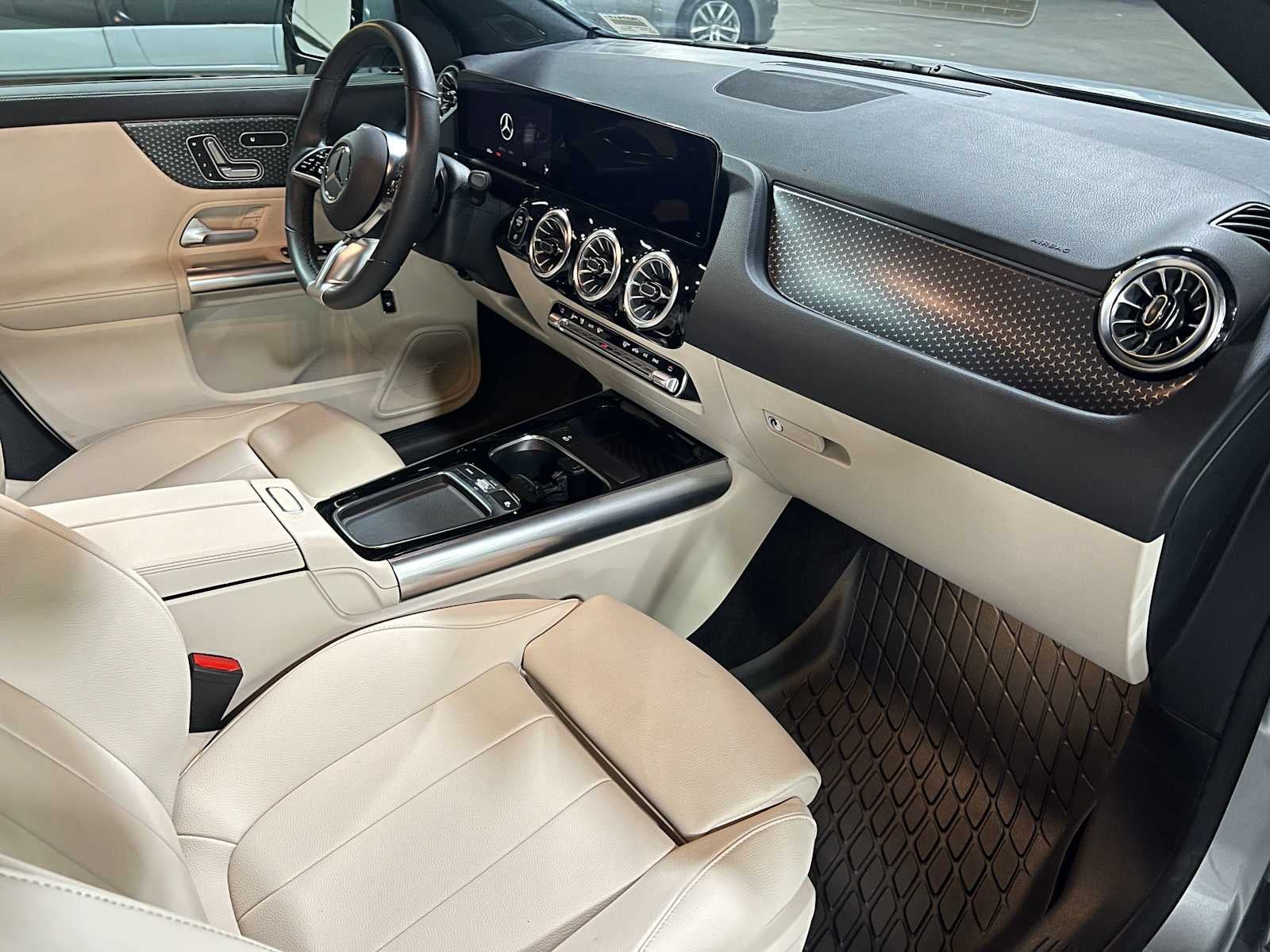 2026 Mercedes-Benz GLA 250 4MATIC® SUV