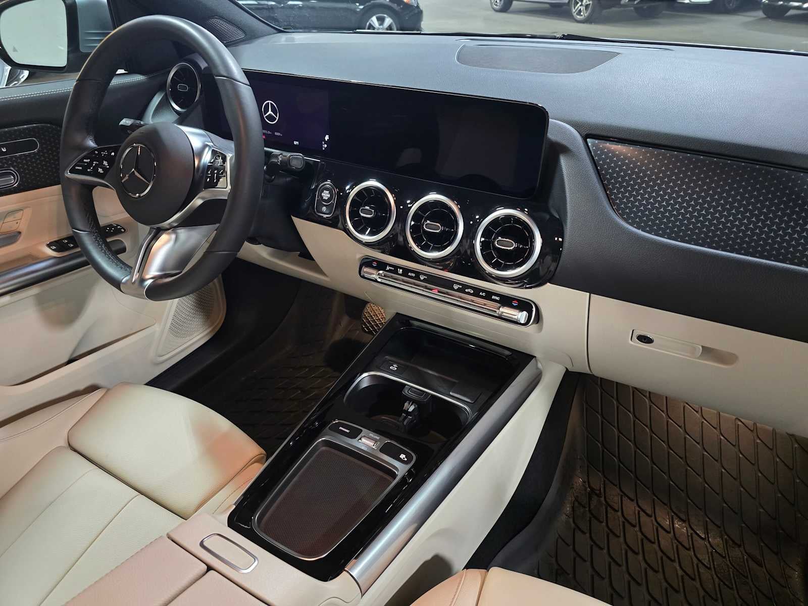 2026 Mercedes-Benz GLA 250 4MATIC® SUV