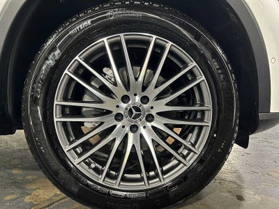 2025 Mercedes-Benz GLC GLC 300