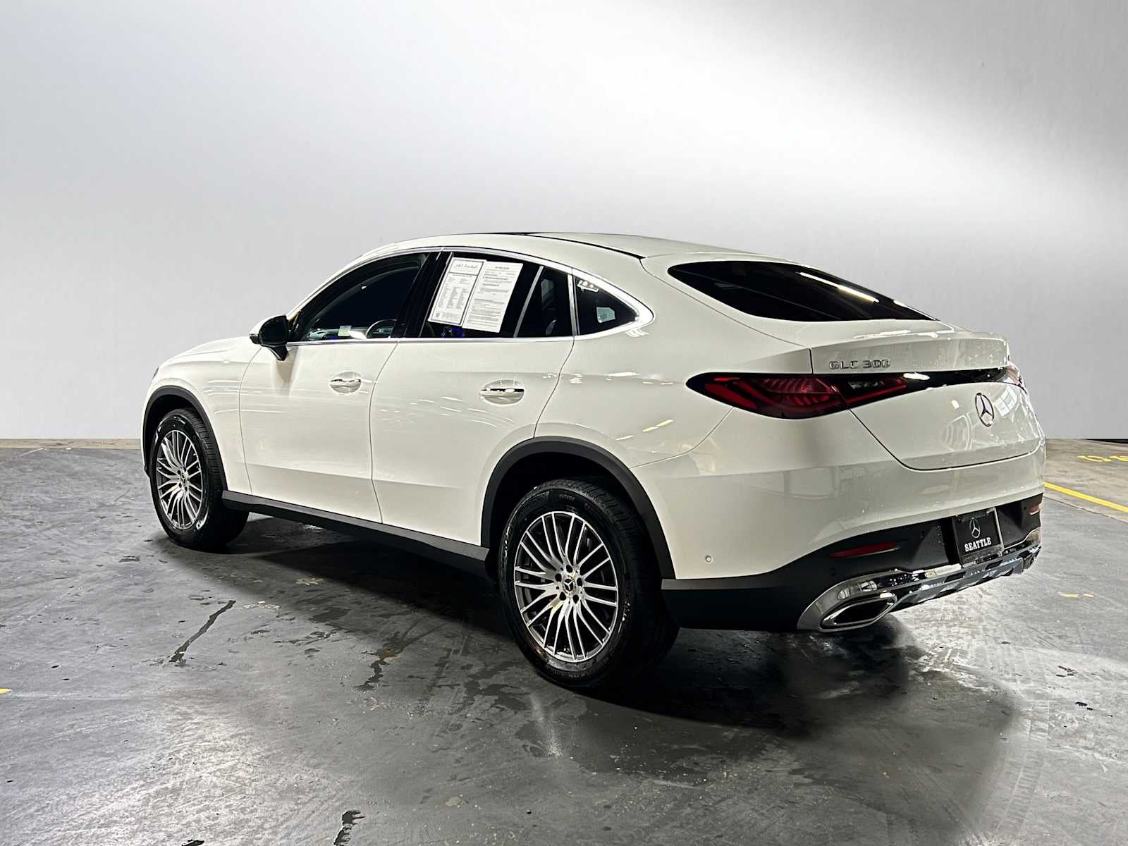 2025 Mercedes-Benz GLC GLC 300