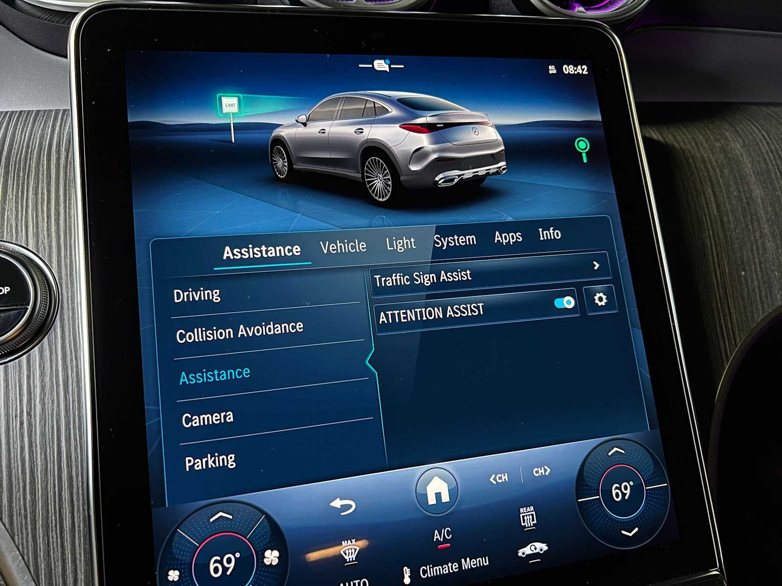 2025 Mercedes-Benz GLC 300 GLC 300