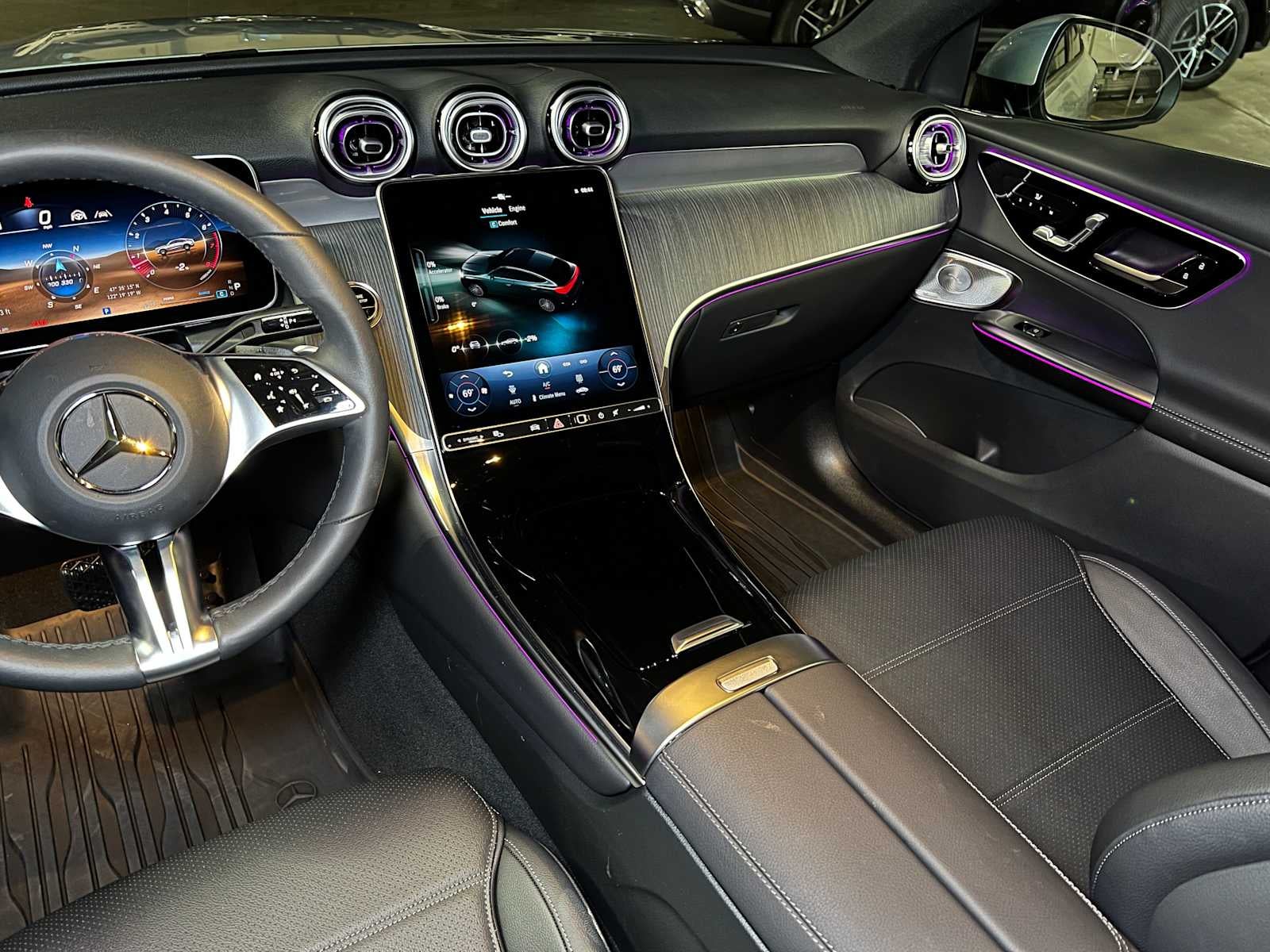 2025 Mercedes-Benz GLC 300 GLC 300