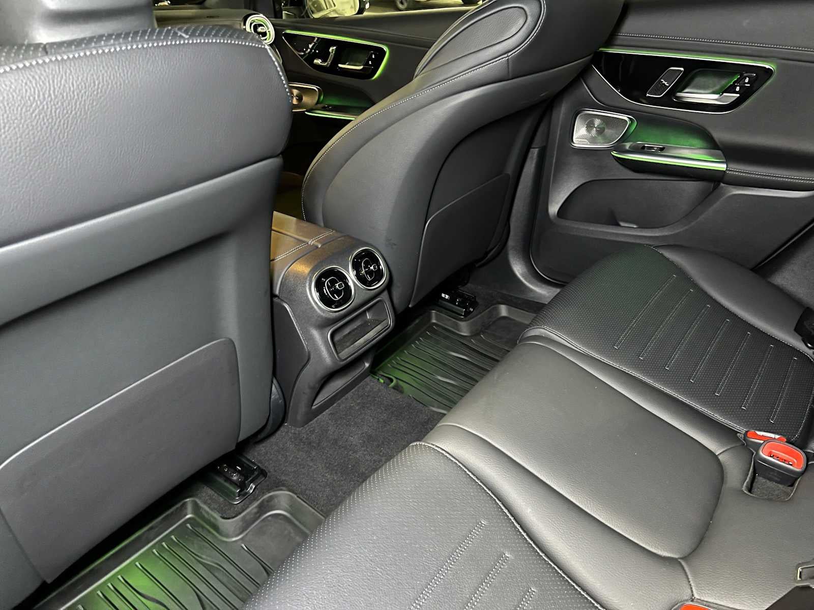2026 Mercedes-Benz GLC 300 4MATIC® Coupe