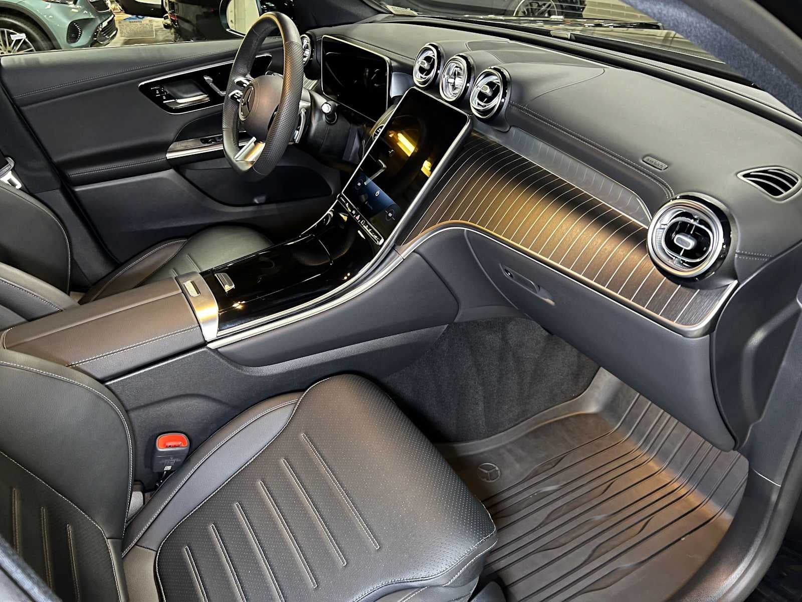 2026 Mercedes-Benz GLC 300 4MATIC® Coupe