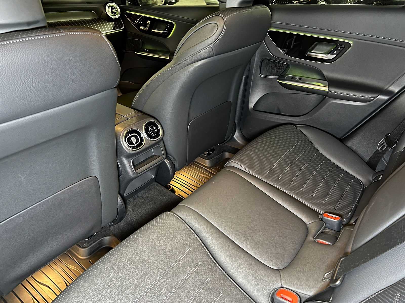 2026 Mercedes-Benz GLC 300 4MATIC® Coupe