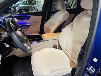 2025 Mercedes-Benz GLC 300 SUV