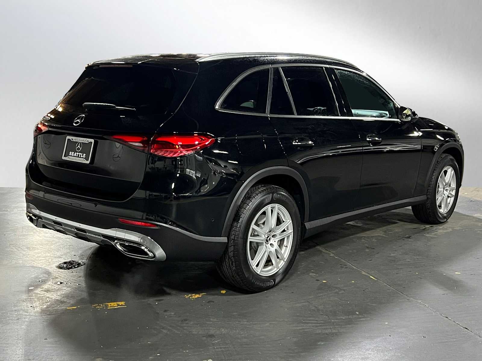 2025 Mercedes-Benz GLC 300 SUV