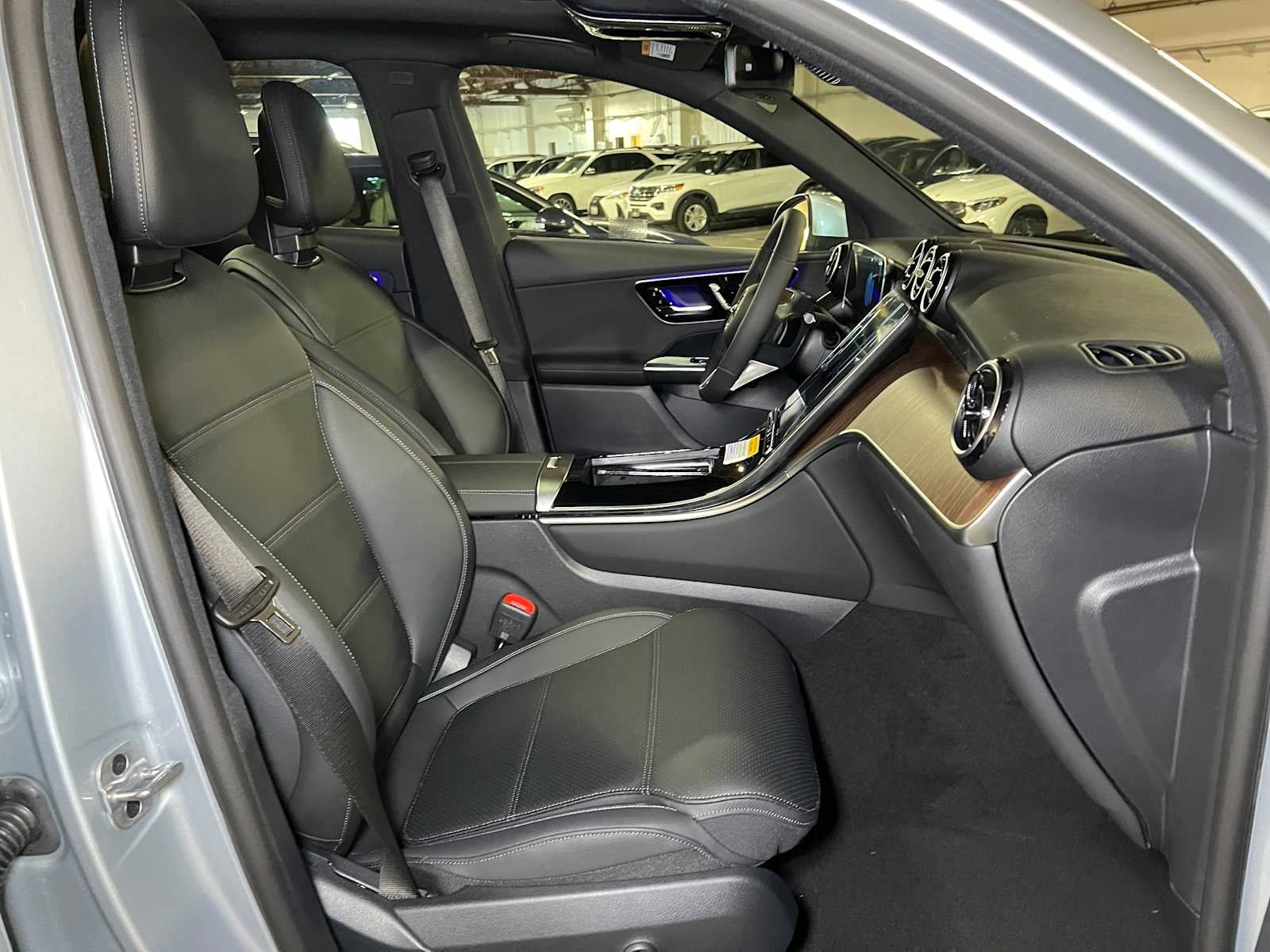 2025 Mercedes-Benz GLC 300 4MATIC® SUV