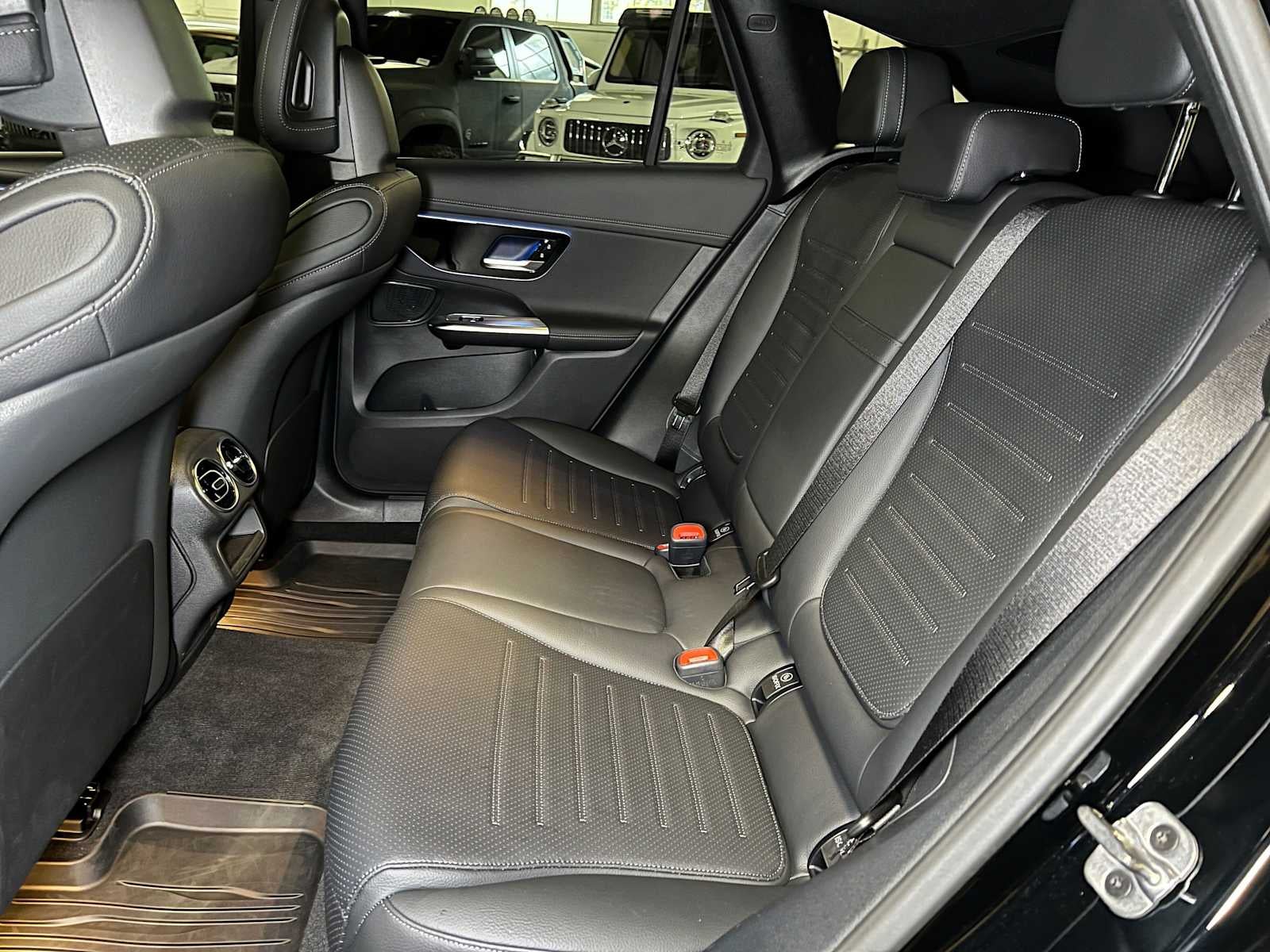 2026 Mercedes-Benz GLC 300 4MATIC® SUV