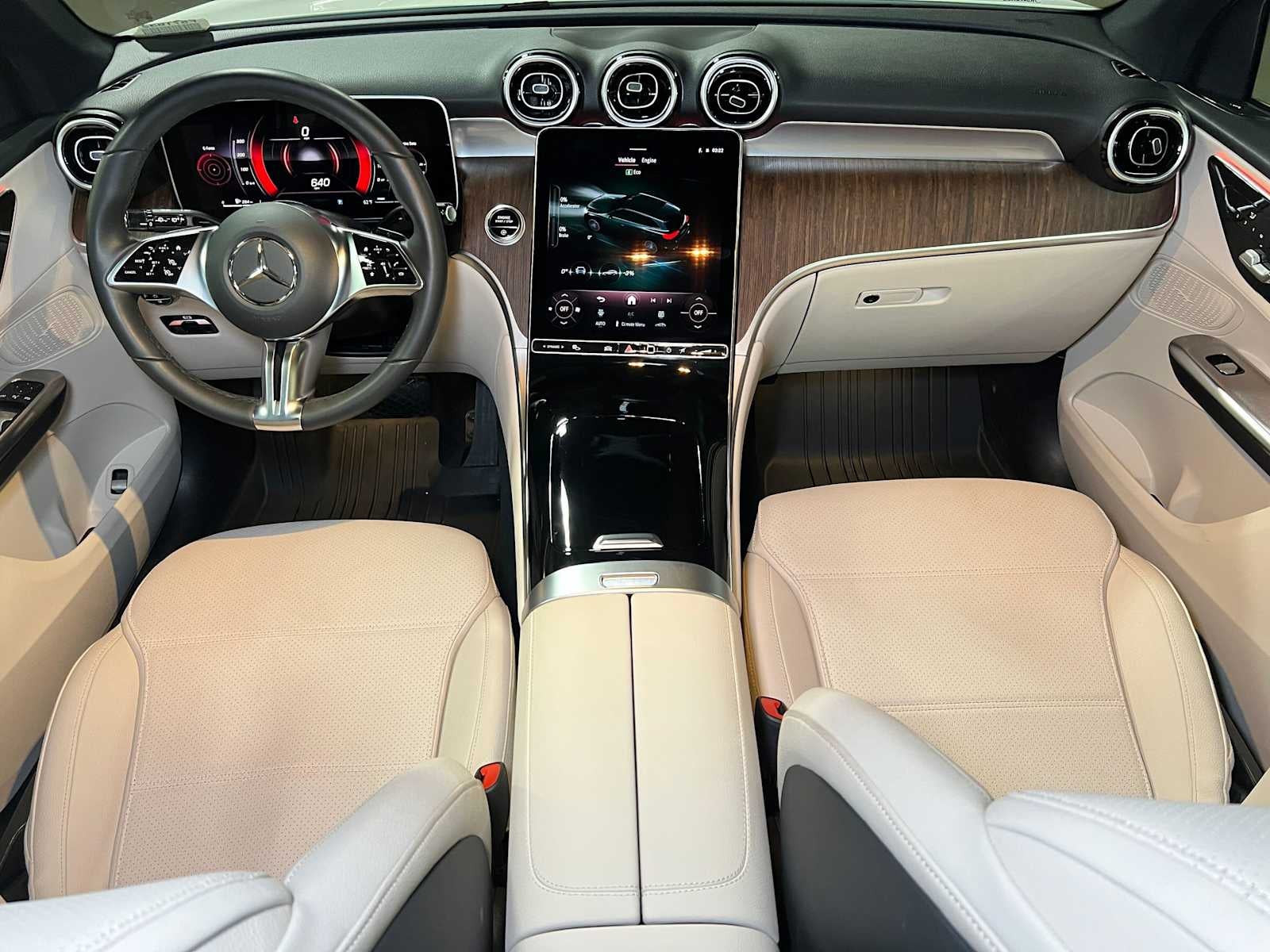 2026 Mercedes-Benz GLC 300 4MATIC® SUV