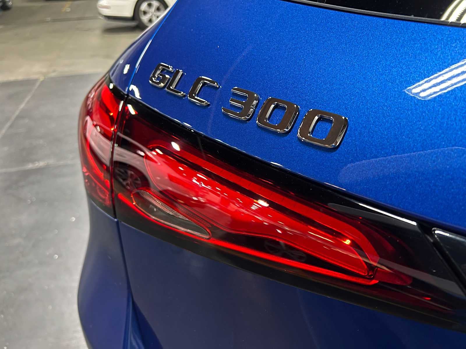 2025 Mercedes-Benz GLC 300 4MATIC® SUV