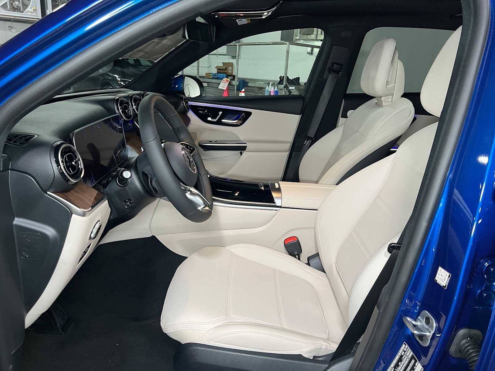 2025 Mercedes-Benz GLC 300 4MATIC® SUV