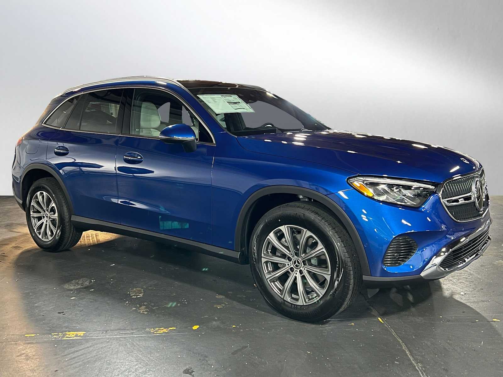 2025 Mercedes-Benz GLC 300 4MATIC® SUV