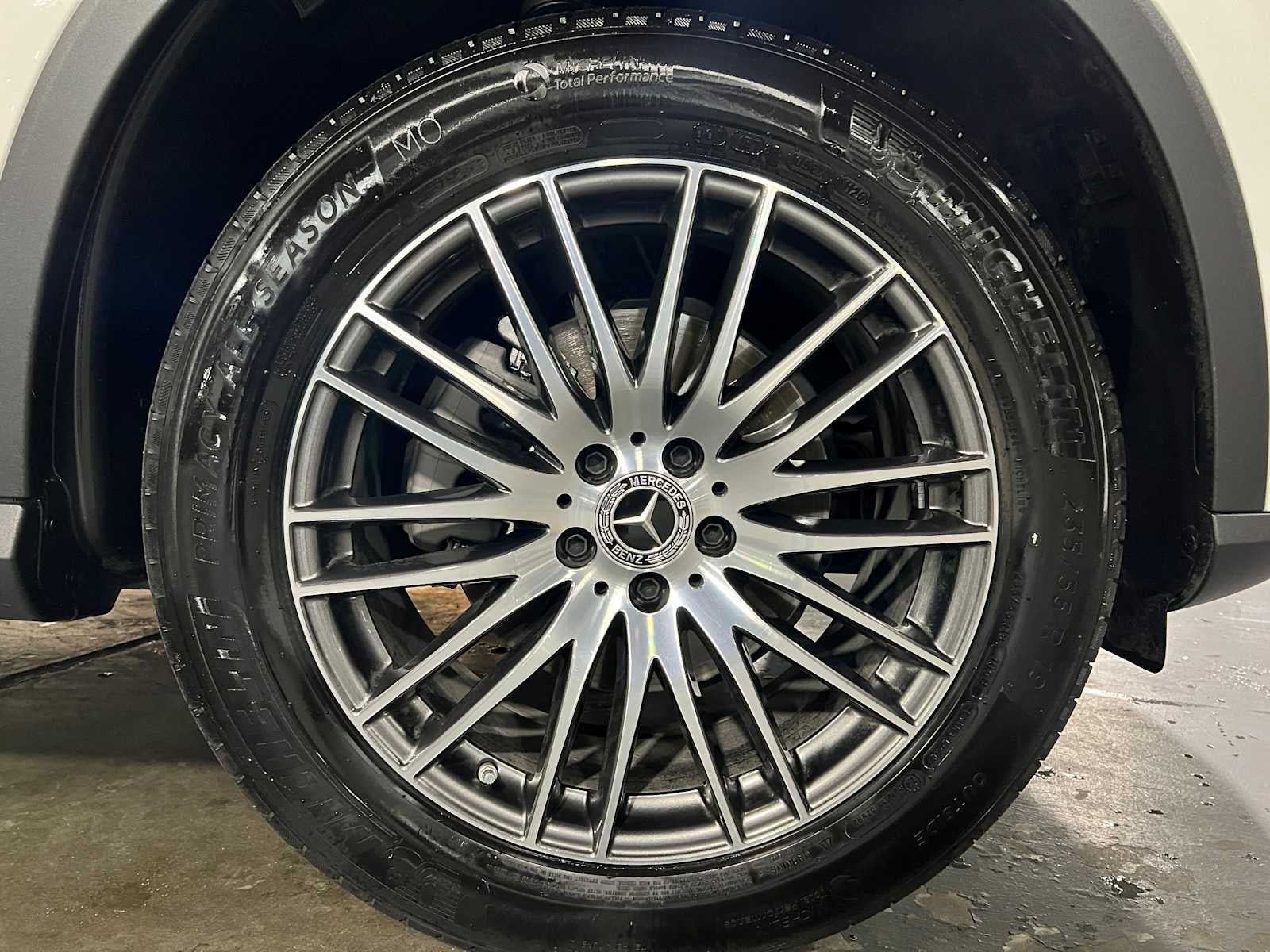 2025 Mercedes-Benz GLC GLC 300