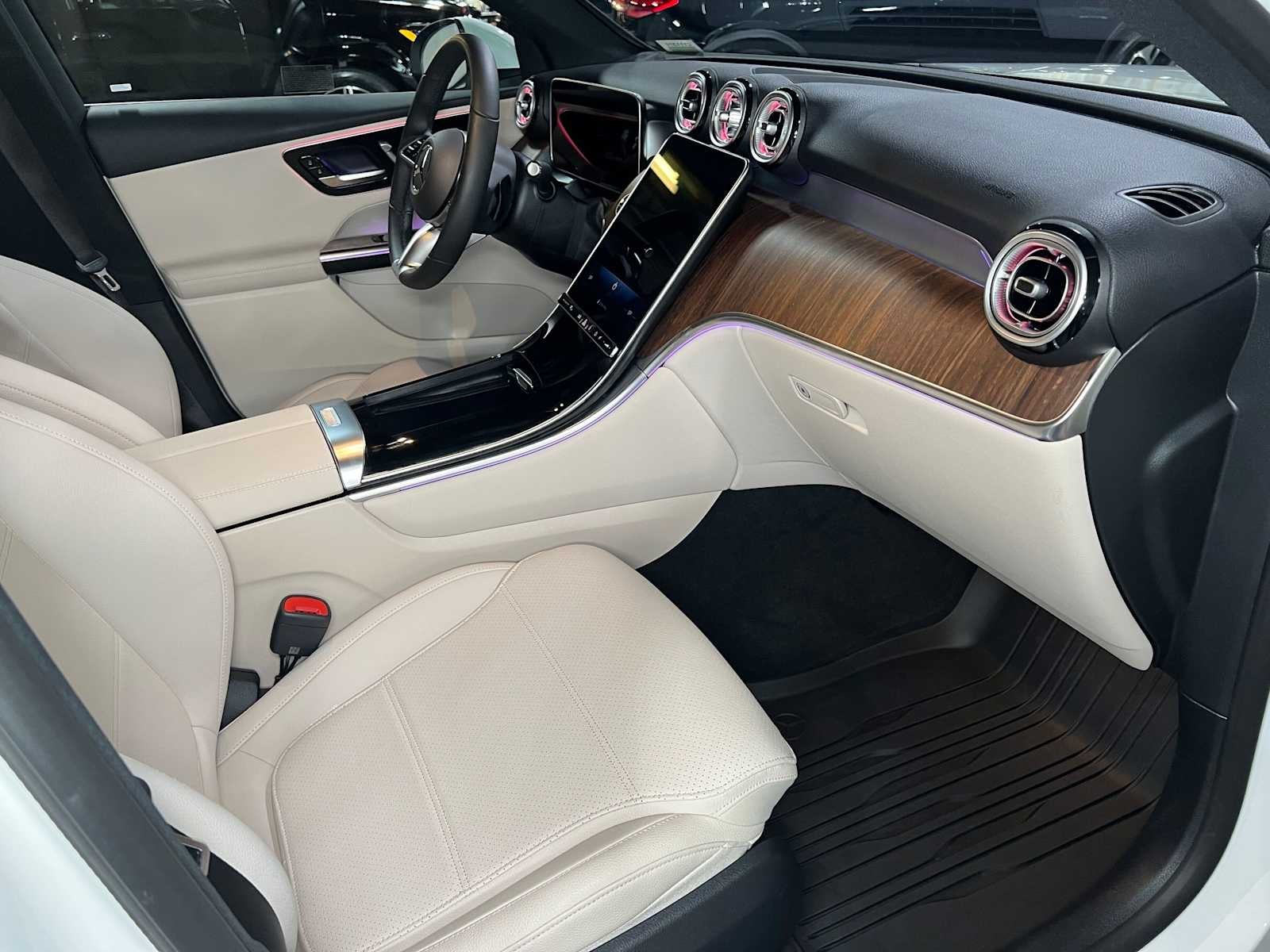 2026 Mercedes-Benz GLC 300 4MATIC® SUV