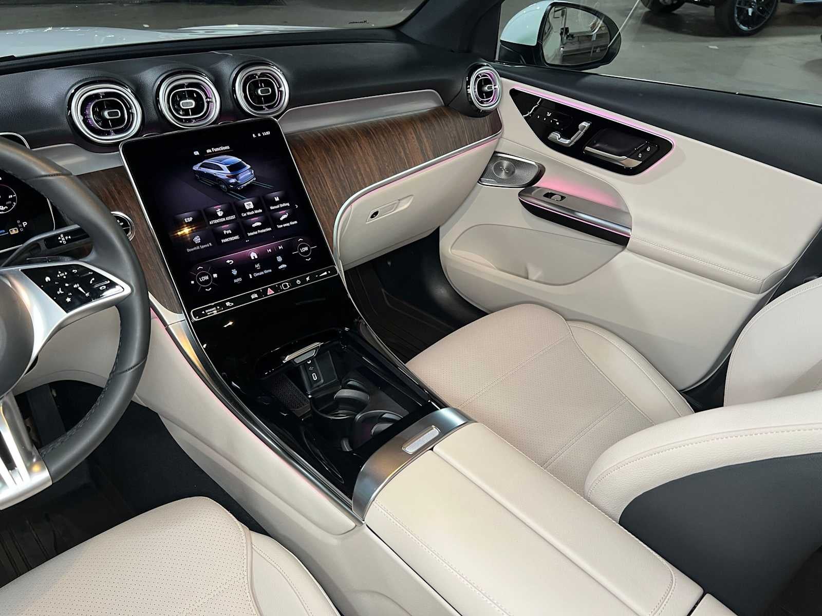 2026 Mercedes-Benz GLC 300 4MATIC® SUV