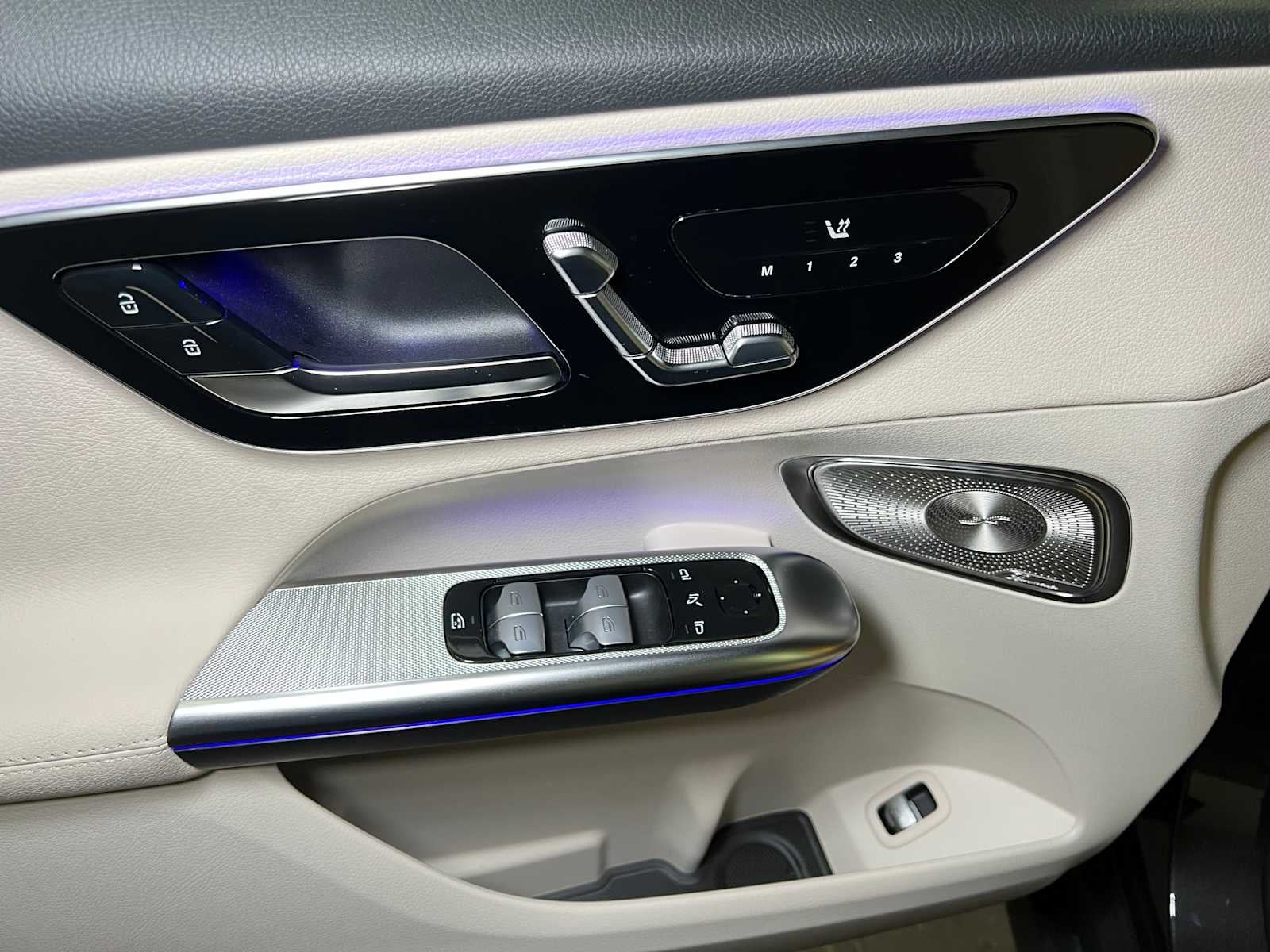 2025 Mercedes-Benz GLC GLC 300