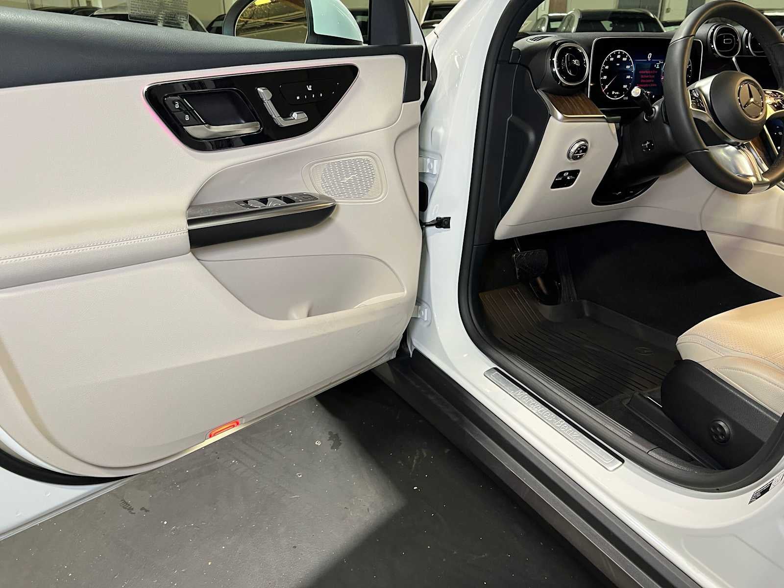 2026 Mercedes-Benz GLC 300 4MATIC® SUV