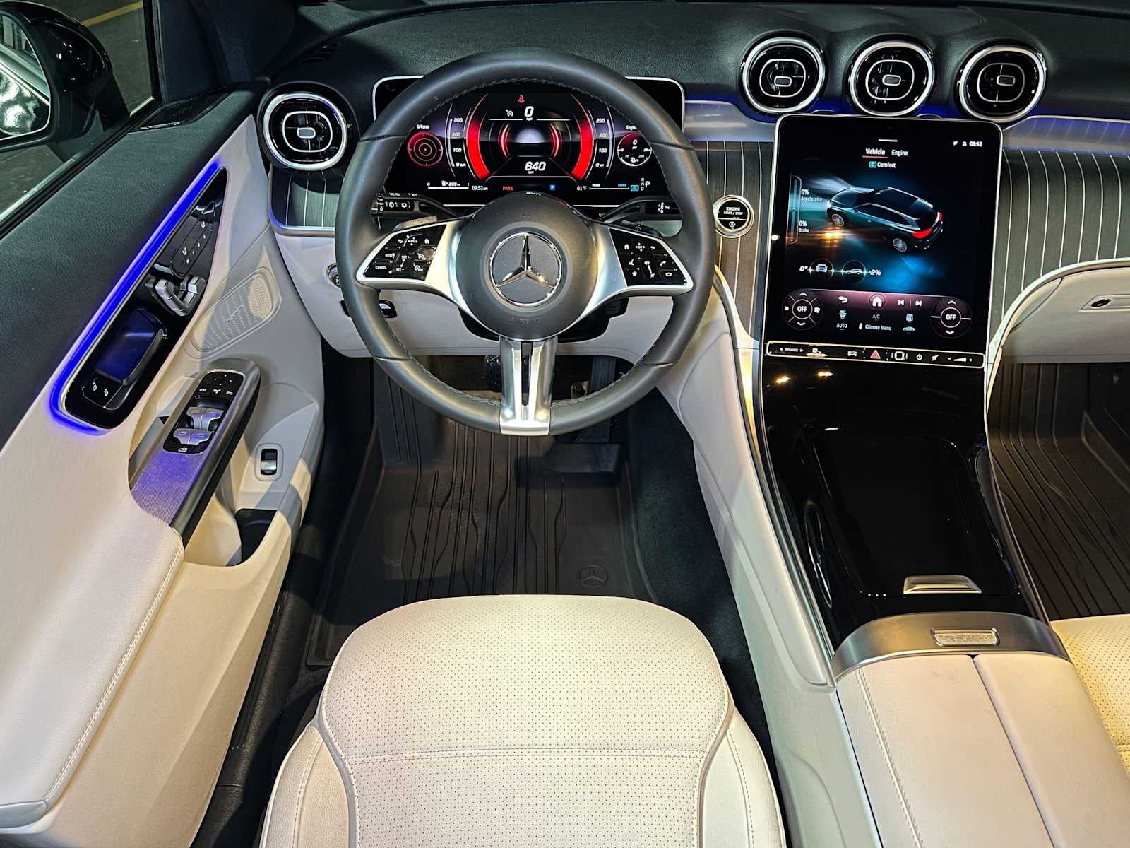 2026 Mercedes-Benz GLC 300 4MATIC® SUV
