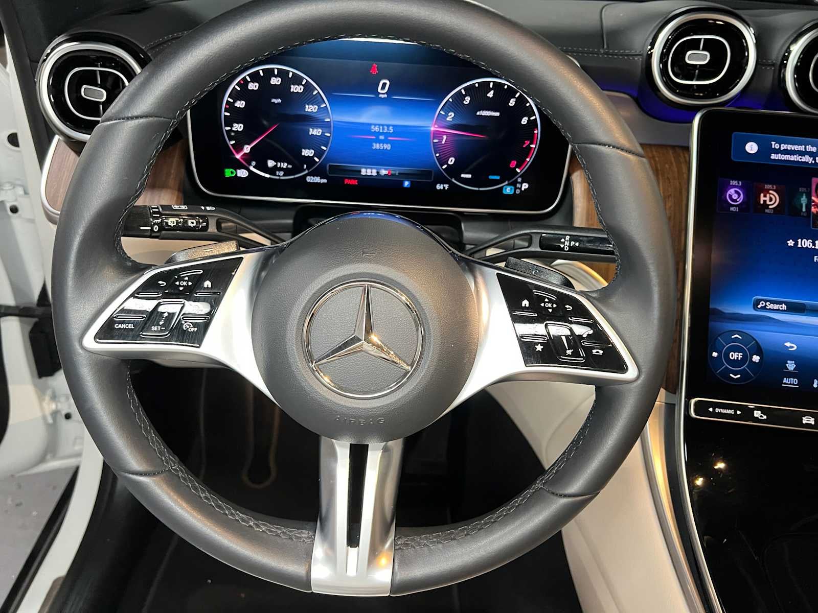 2023 Mercedes-Benz GLC 300 4MATIC® SUV