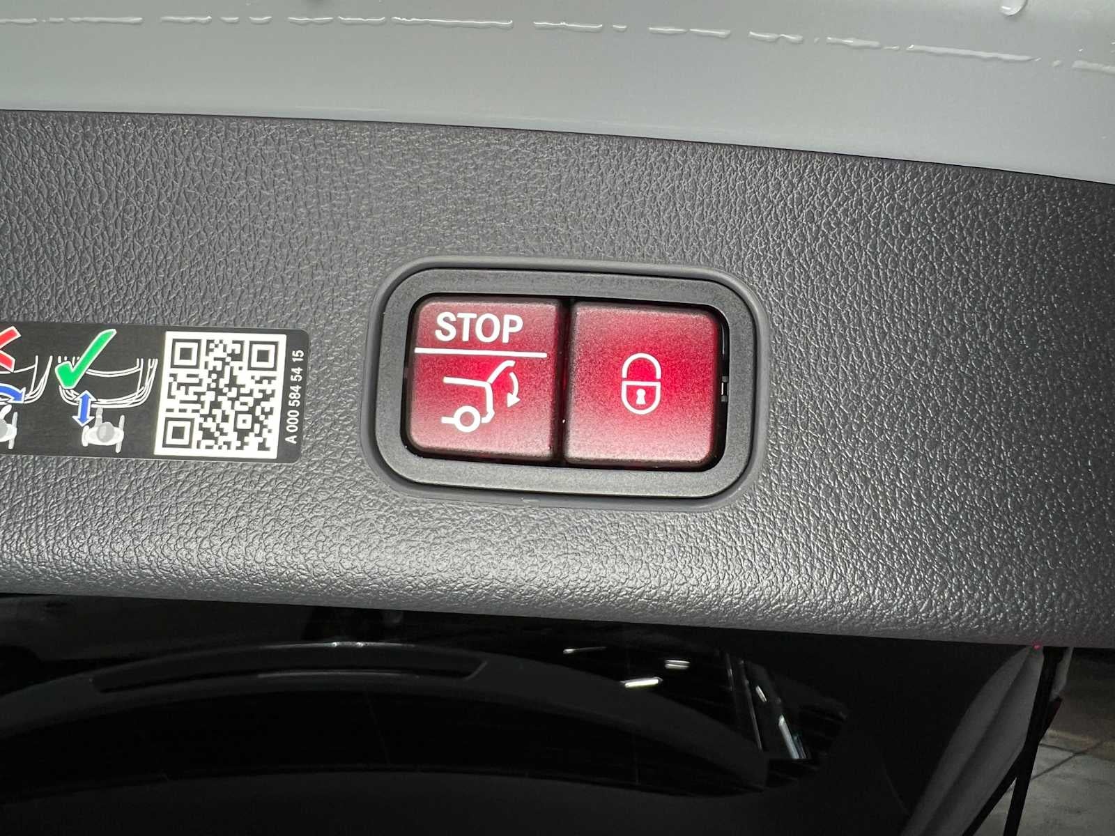 2025 Mercedes-Benz GLC 300 4MATIC® SUV