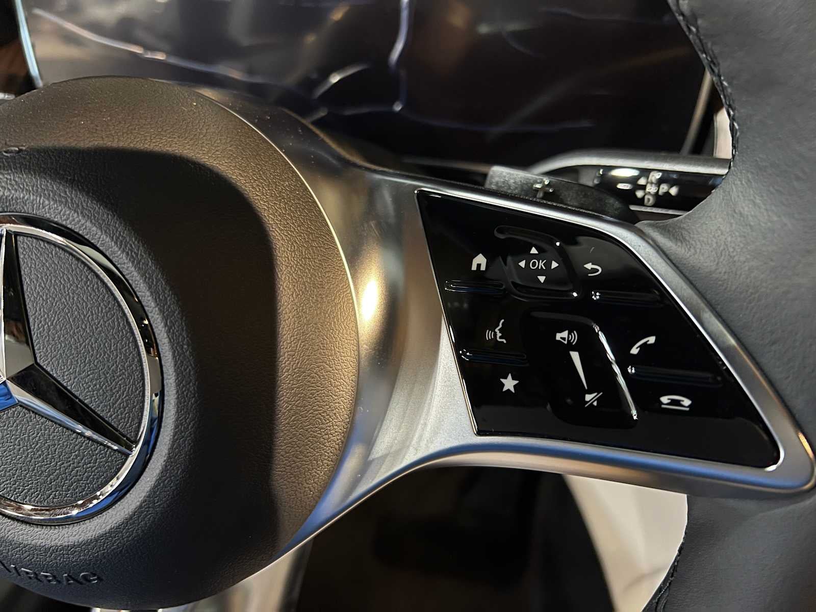 2025 Mercedes-Benz GLC 300 4MATIC® SUV