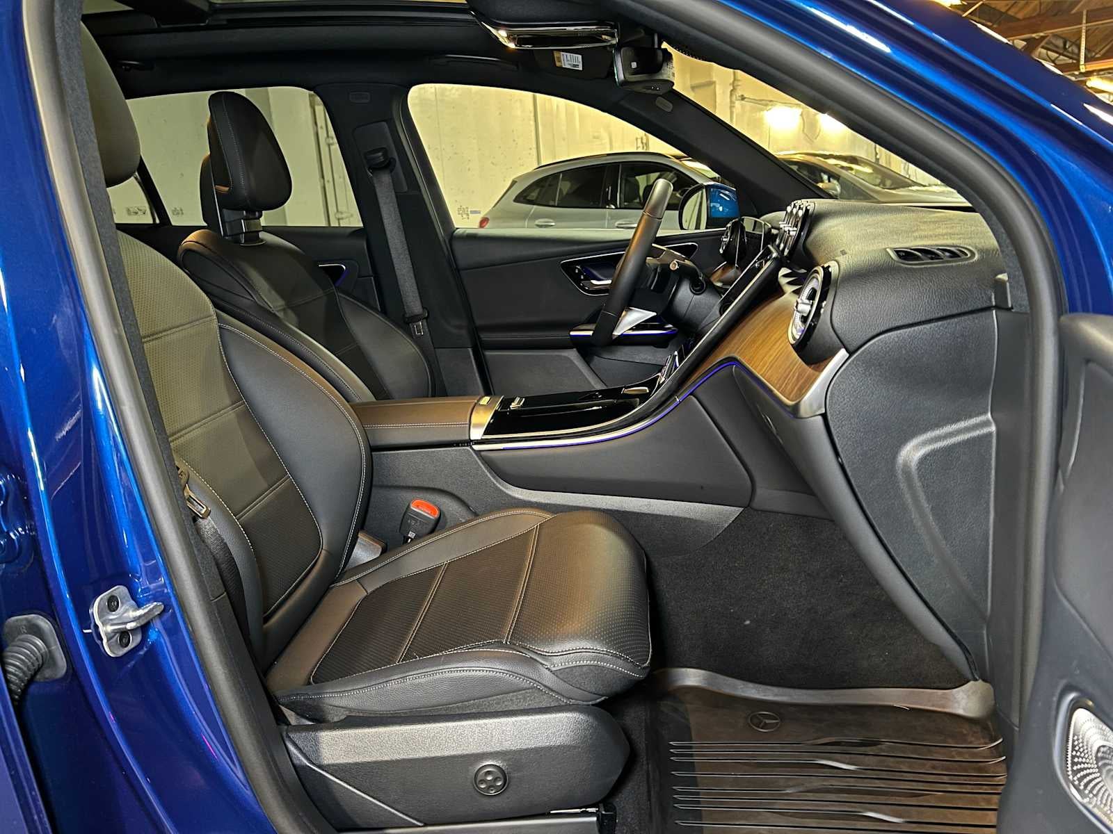 2025 Mercedes-Benz GLC 300 GLC 300