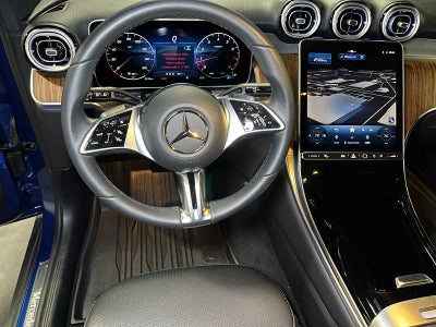 2025 Mercedes-Benz GLC 300 GLC 300