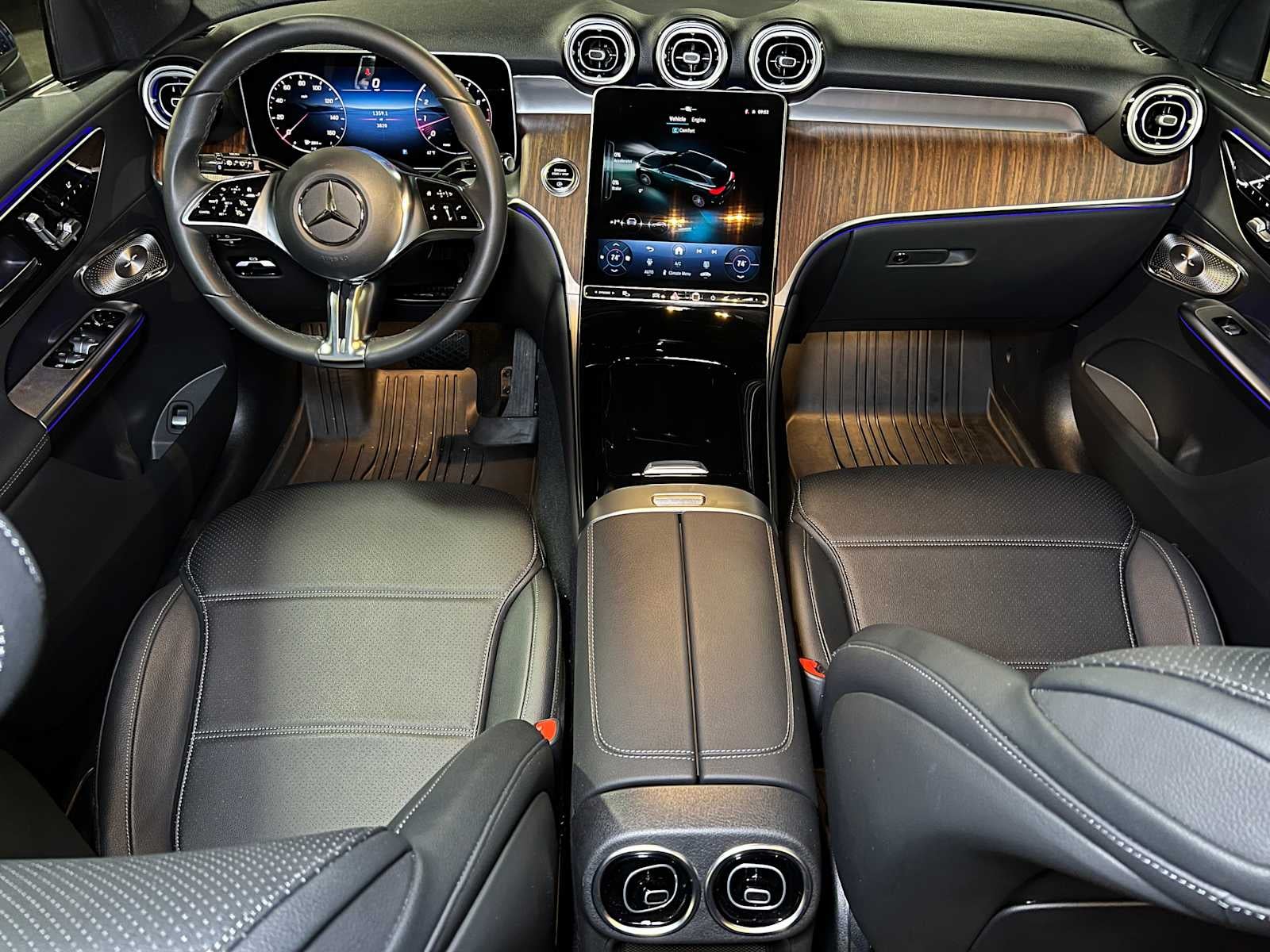 2025 Mercedes-Benz GLC 300 GLC 300