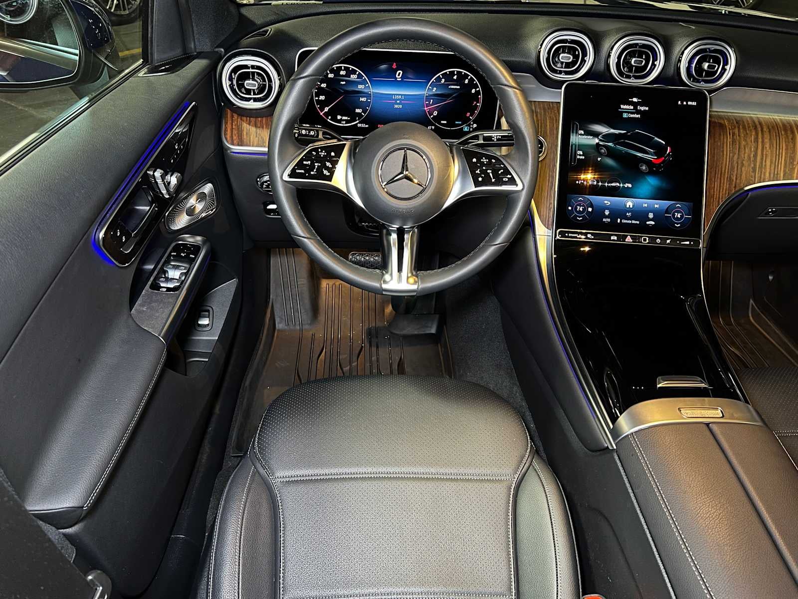 2025 Mercedes-Benz GLC 300 GLC 300
