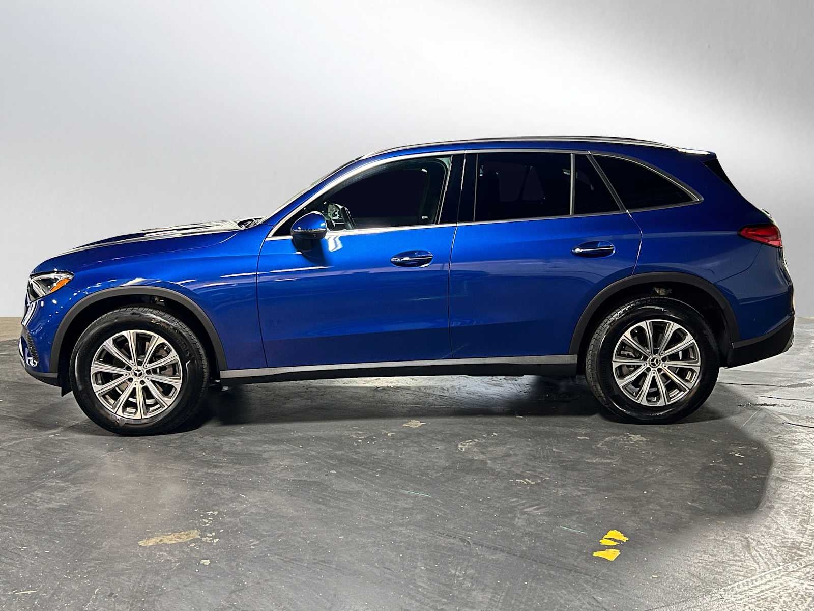 2025 Mercedes-Benz GLC 300 GLC 300