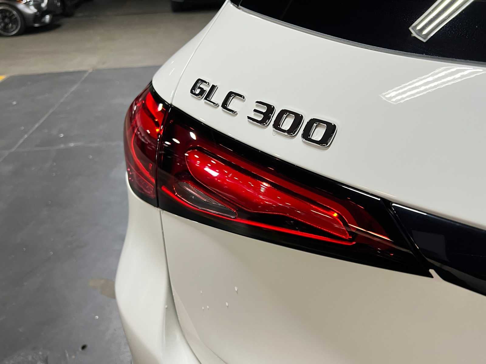 2025 Mercedes-Benz GLC 300 4MATIC® SUV