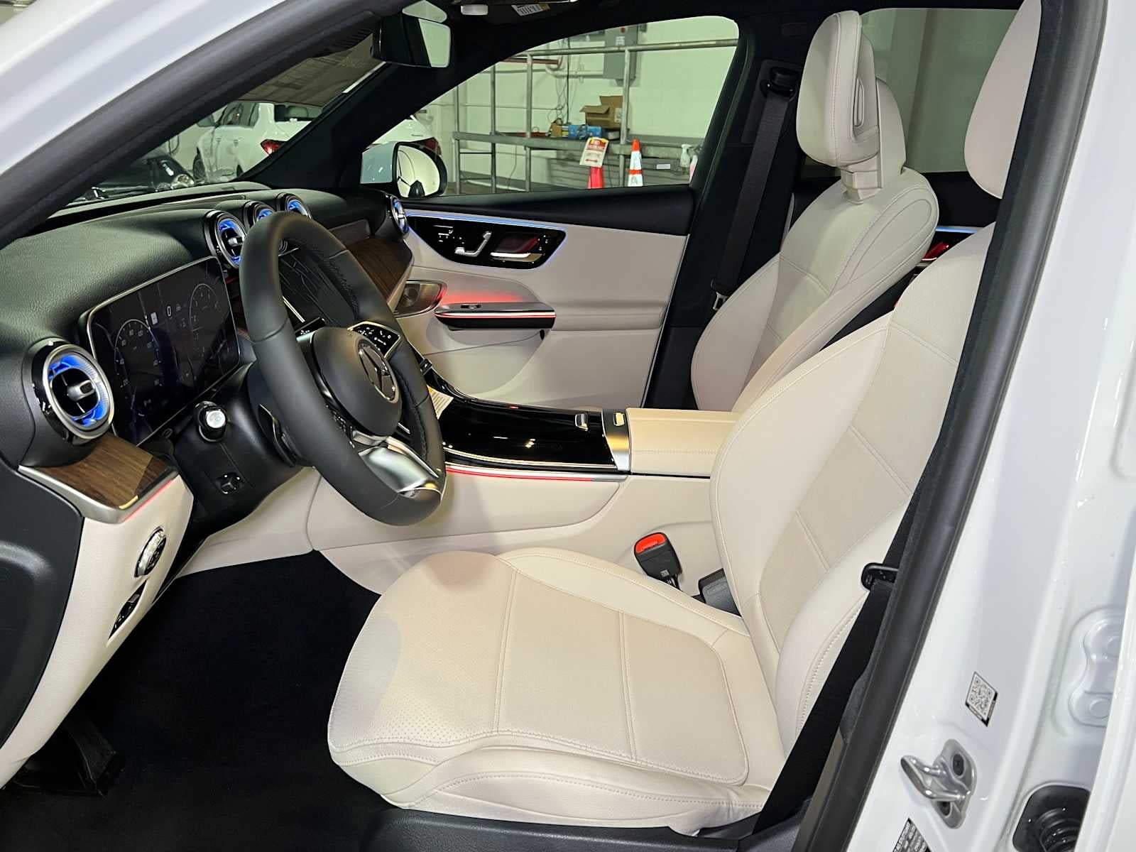 2025 Mercedes-Benz GLC 300 4MATIC® SUV