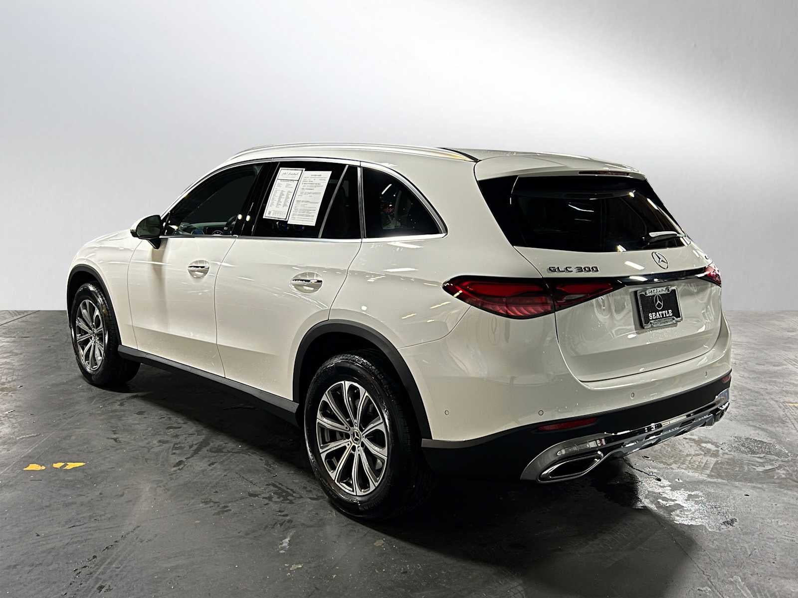 2025 Mercedes-Benz GLC GLC 300